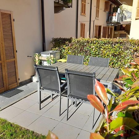 Marco Apartment - Holiday Apartment Luino Eksteriør bilde