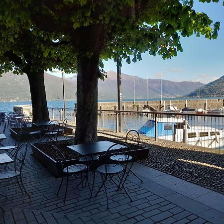 Marco Apartment - Holiday Apartment Luino Eksteriør bilde