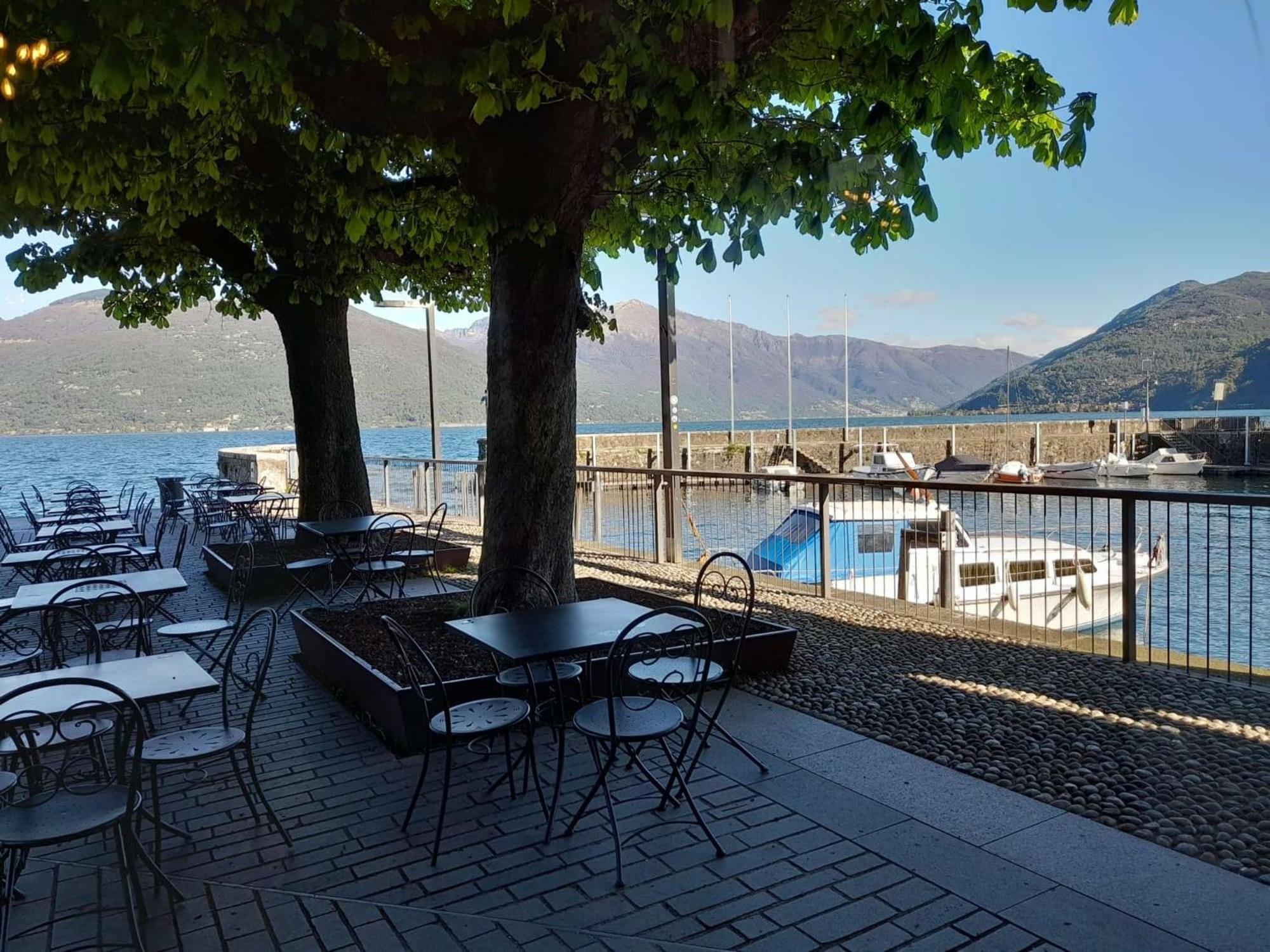 Marco Apartment - Holiday Apartment Luino Eksteriør bilde